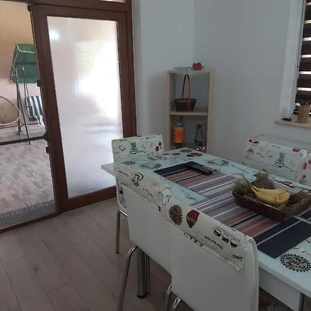 Cozy And Modern House Udeni-Zavoi